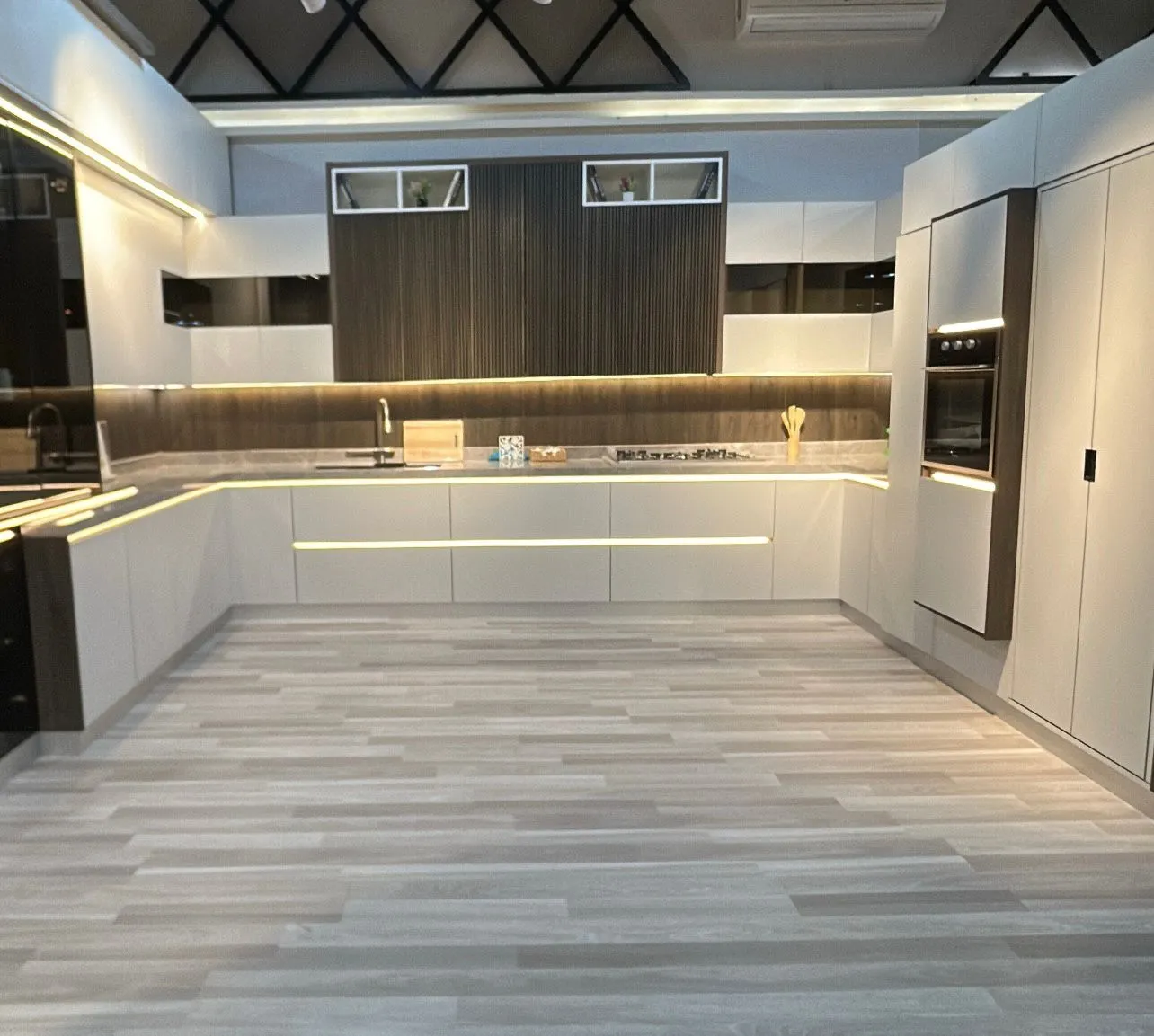 مطبخ كلاسيك